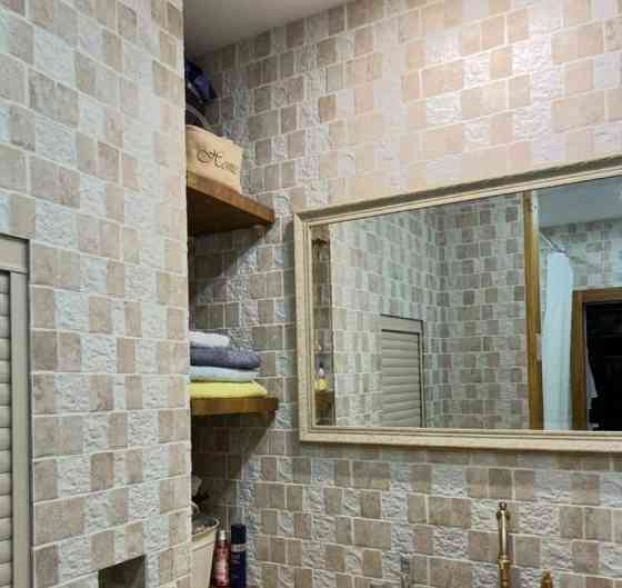 3-комн. квартира, 80 м2, 2/9 эт. Москва