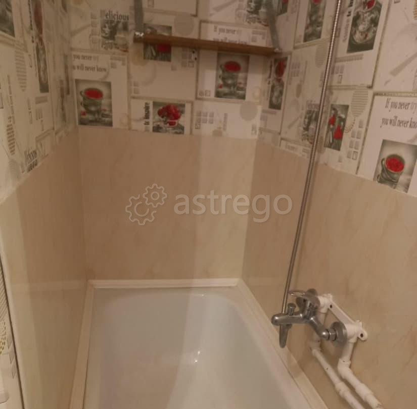 Комната, 9.7 м2, 3/5 эт. Красноярск - изображение 2