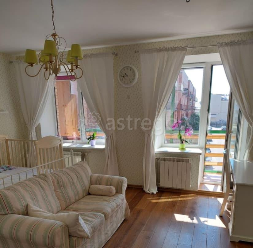 3-комн. квартира, 91 м2, 2/5 эт. Санкт-Петербург - изображение 1