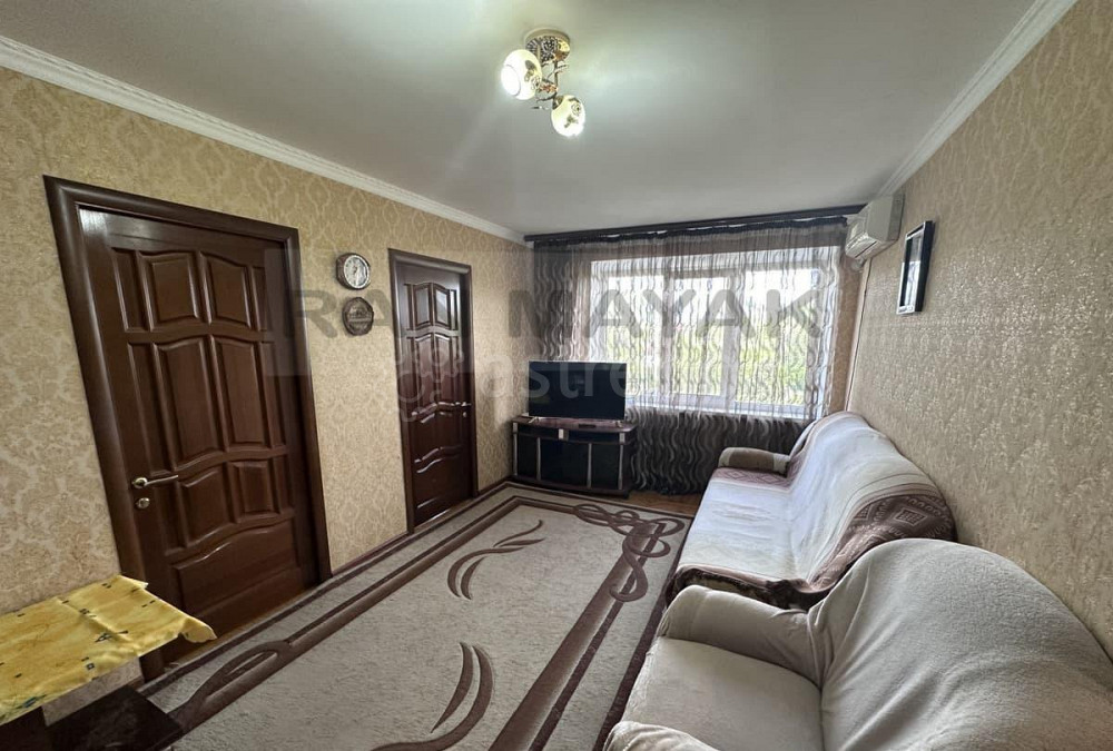 4-комн. квартира, 61.1 м, 3/5 эт. Майкоп - изображение 1