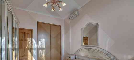 4-комн. квартира, 150 м2, 5/7 эт. Москва