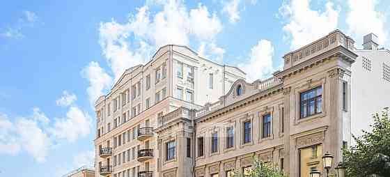 4-комн. квартира, 150.6 м2, 2/8 эт. Санкт-Петербург