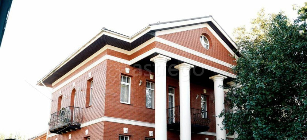 Дом, 238.4 м2, 7.1 сотки, 3 эт. Санкт-Петербург - изображение 1