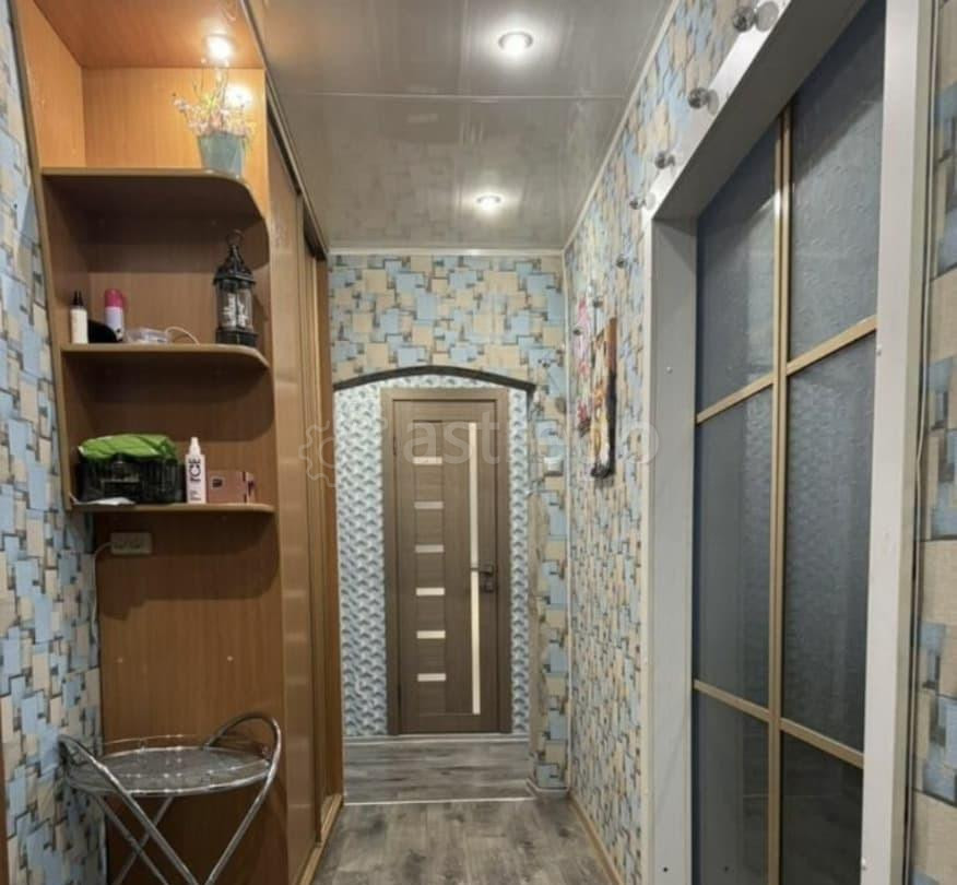 2-комн. квартира, 65 м2, 2/5 эт. Лесосибирск - изображение 1