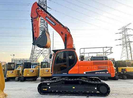Гусеничный экскаватор Doosan DX300LCA DOOSAN Кемерово