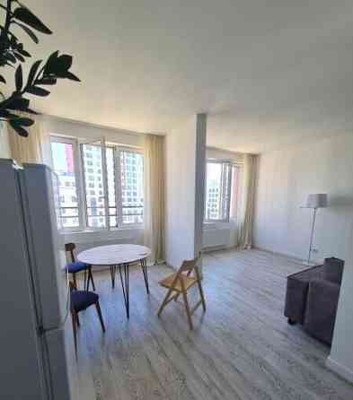 2-комн. квартира, 54 м2, 13/22 эт. Москва