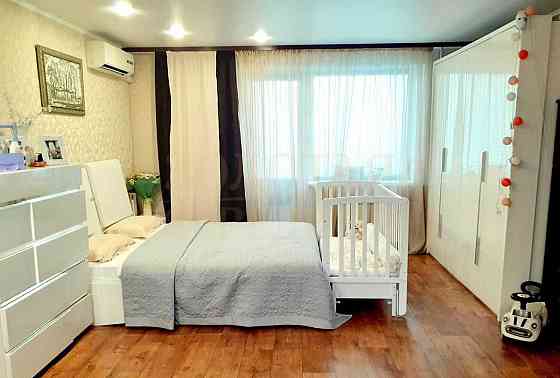 5-комн. квартира, 105 м2, 4/4 эт. Старый Оскол