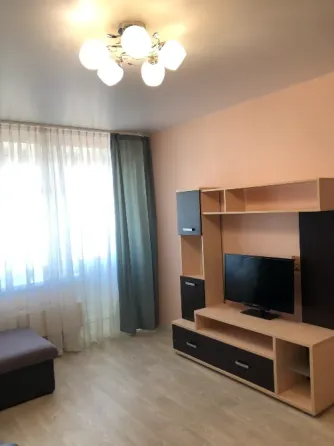 Сдам 1-комн. квартиру, 36 м2, 3/5 эт., посуточно Киров