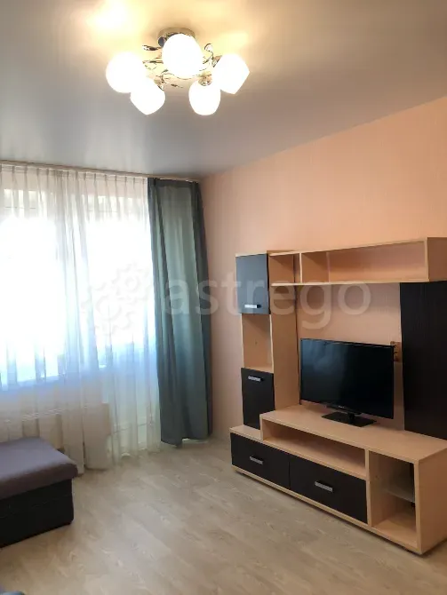 Сдам 1-комн. квартиру, 36 м2, 3/5 эт., посуточно Киров - изображение 3
