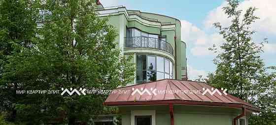 4-комн. квартира, 116.1 м2, 4/4 эт. Санкт-Петербург