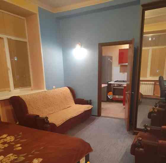 2-комн. квартира, 57 м2, 5/5 эт. Москва