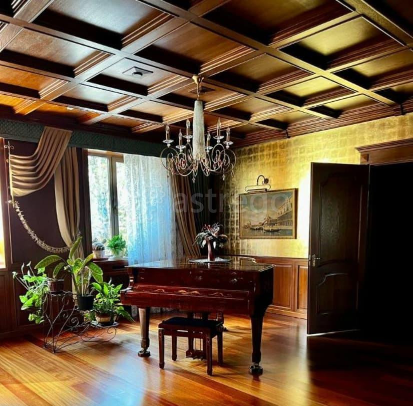 Коттедж, 1200 м2, 38 соток, 3 эт. Красноярск - изображение 4