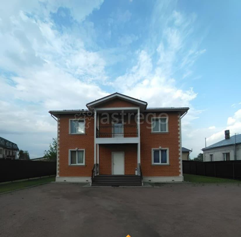 Дом, 240 м2, 9 соток, 2 эт. Санкт-Петербург - изображение 2