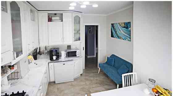 4-комн. квартира, 72 м2, 8/12 эт. Москва