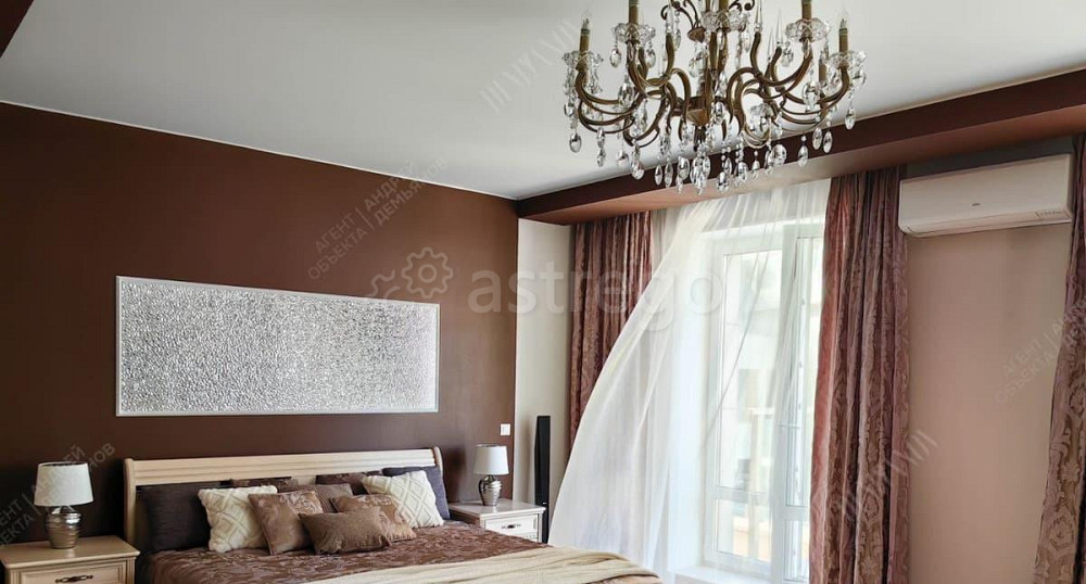 3-комн. квартира, 153.4 м2, 3/18 эт. Санкт-Петербург - изображение 1