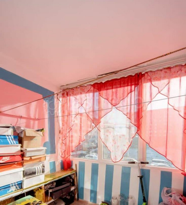 3-комн. квартира, 62.9 м2, 2/9 эт. Бийск - изображение 1