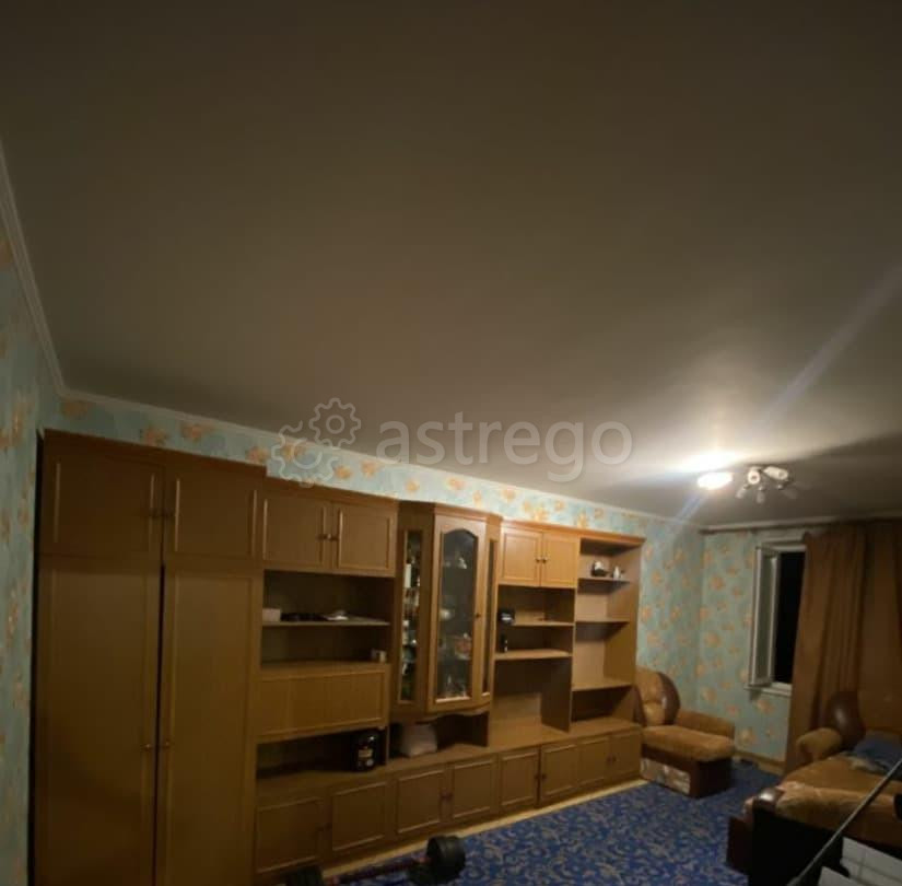 Комната, 35 м2, 3/9 эт. Москва - изображение 1
