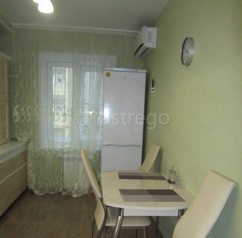 2-комн. квартира, 65 м2, 2/10 эт. Астрахань - изображение 1