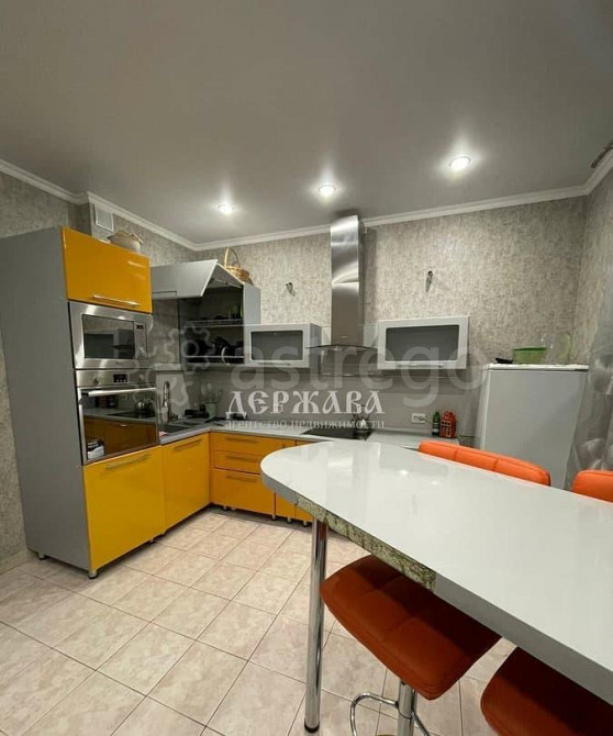 1-комн. квартира, 76 м2, 8/10 эт. Старый Оскол - изображение 1
