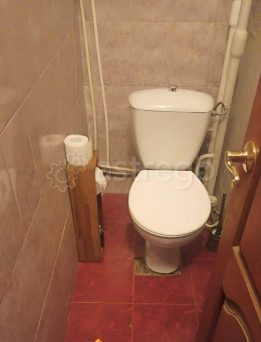 Комната, 15 м2, 4/8 эт. Москва - изображение 2