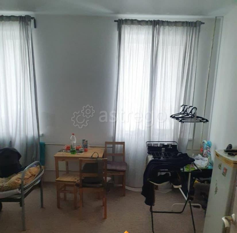 Комната, 20 м2, 1/5 эт. Москва - изображение 1