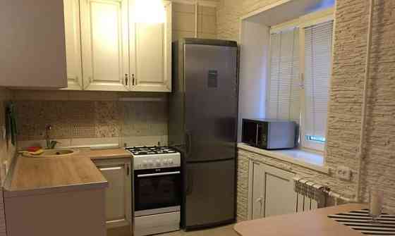 2-комн. квартира, 46 м2, 3/9 эт. Москва