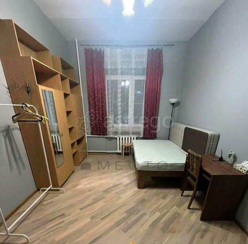 Комната, 77 м2, 3/5 эт. Москва - изображение 1