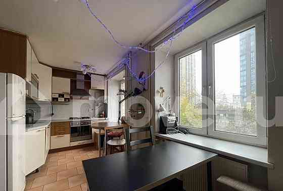 2-комн. квартира, 42 м2, 2/9 эт. Москва