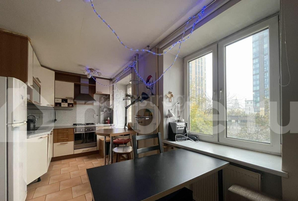 2-комн. квартира, 42 м2, 2/9 эт. Москва - изображение 2