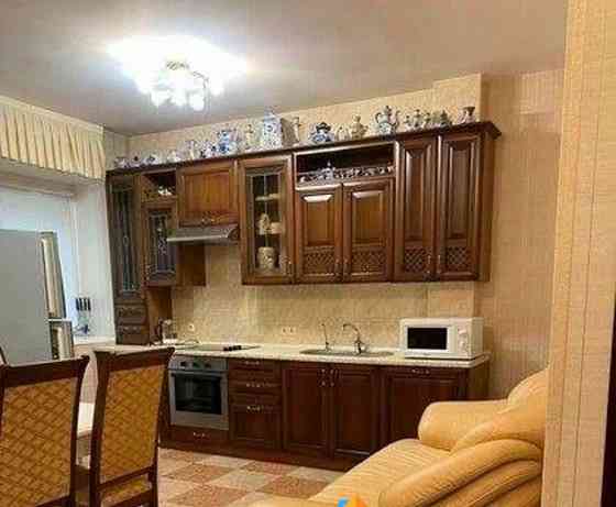 2-комн. квартира, 60 м2, 1/8 эт. Красноярск