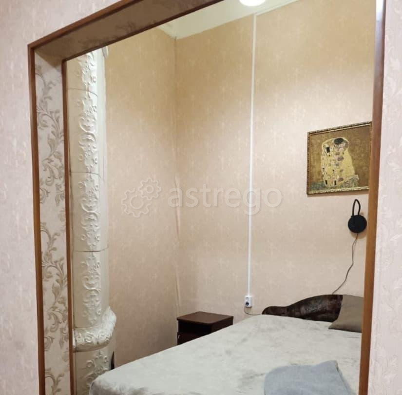 Комната, 90 м2, 2/5 эт. Санкт-Петербург - изображение 1