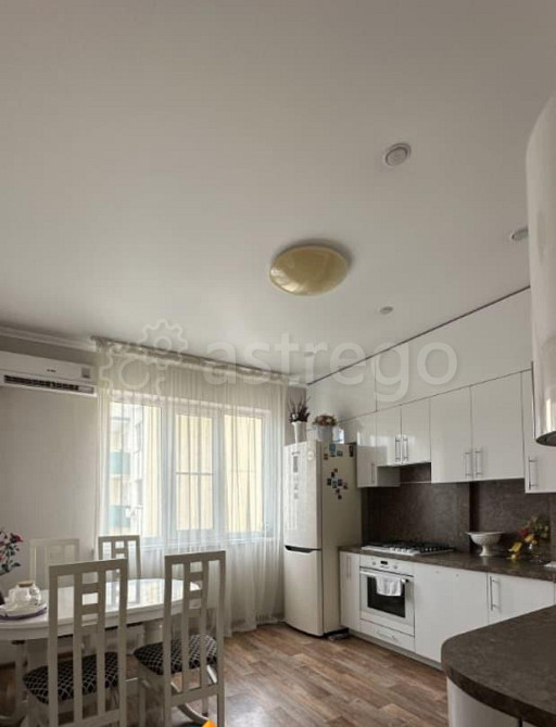 2-комн. квартира, 70 м2, 4/5 эт. Яблоновский - изображение 1