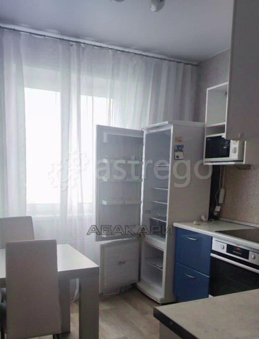 2-комн. квартира, 70 м2, 10/10 эт. Красноярск - изображение 2