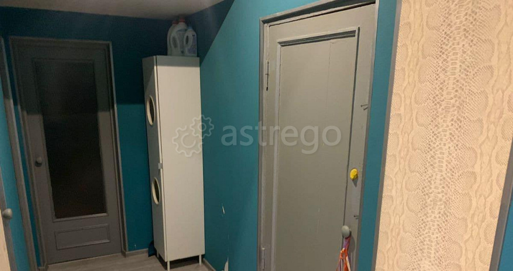Комната, 19 м2, 5/5 эт. Москва - изображение 1