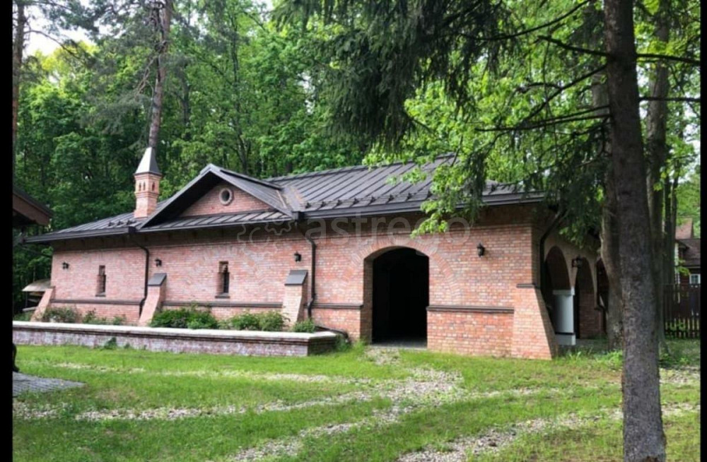 Коттедж, 1100 м2, 0.7 га, 3 эт. Чехов - изображение 2