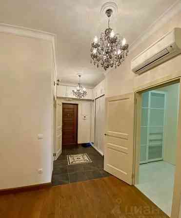 2-комн. квартира, 63 м2, 3/9 эт. Москва