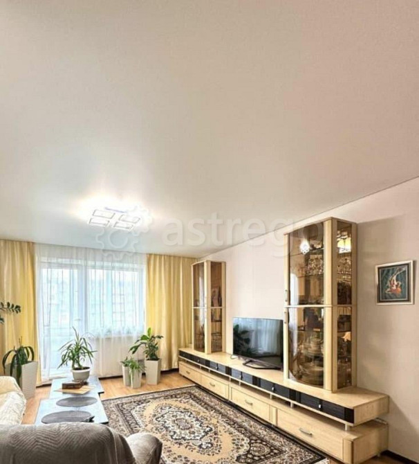 4-комн. квартира, 80 м2, 8/10 эт. Красноярск - изображение 1