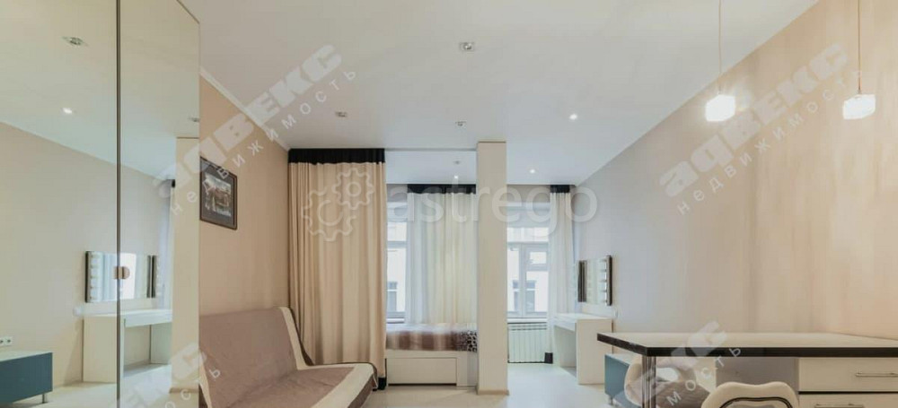 5-комн. квартира, 145.7 м2, 4/5 эт. Санкт-Петербург - изображение 1