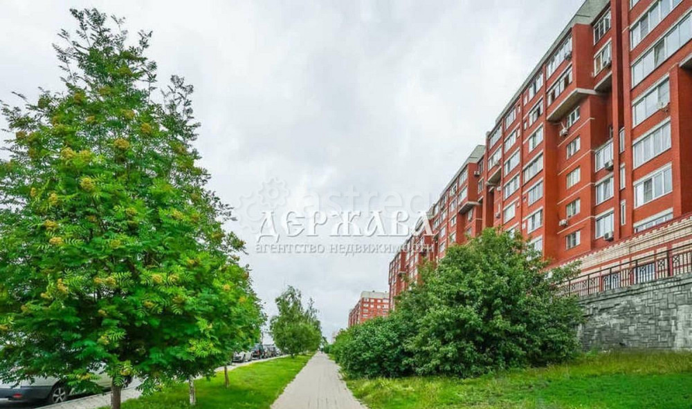 Свободного назначения, 202 м2 Старый Оскол - изображение 2