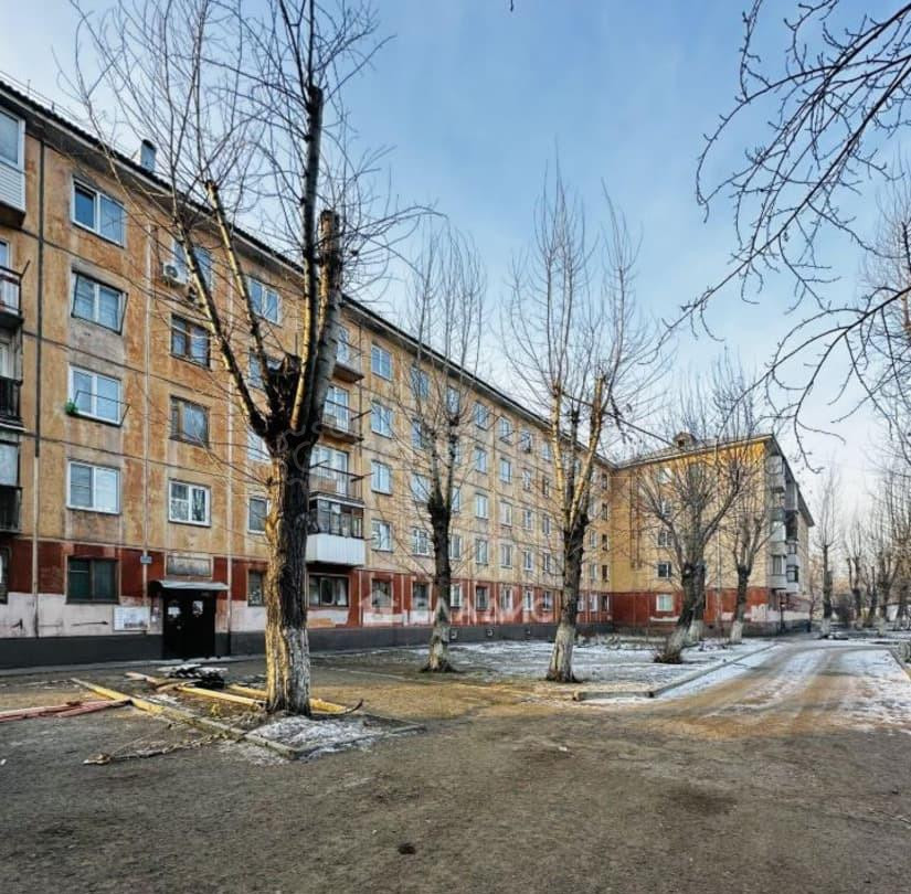 Комната, 60 м2, 5/5 эт. Красноярск - изображение 1