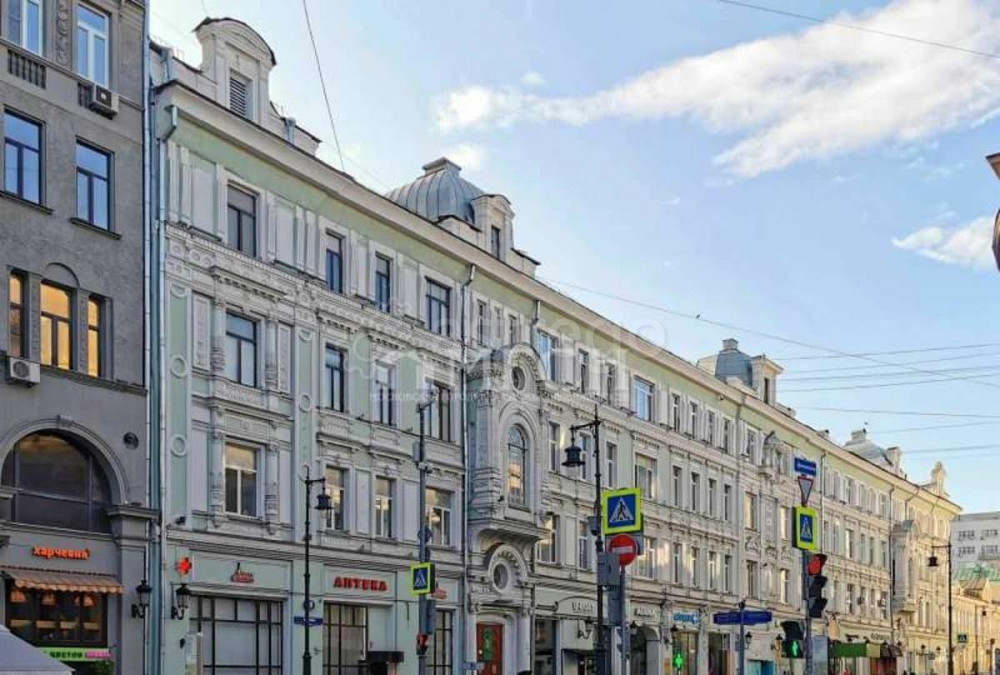 Комната, 33 м2, 4/4 эт. Москва - изображение 1