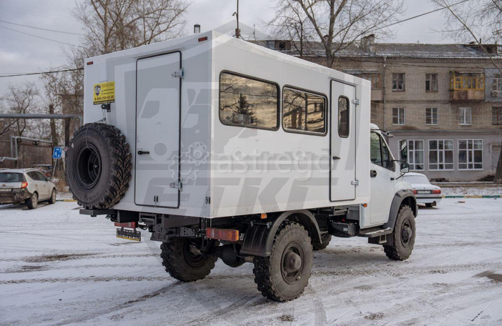Автобус с фургоном вахтовый С41А23 4х4 "Стандарт" на 15 мест Москва - изображение 1