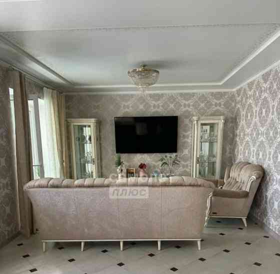 5-комн. квартира, 141.8 м2, 3/3 эт. Коряжма