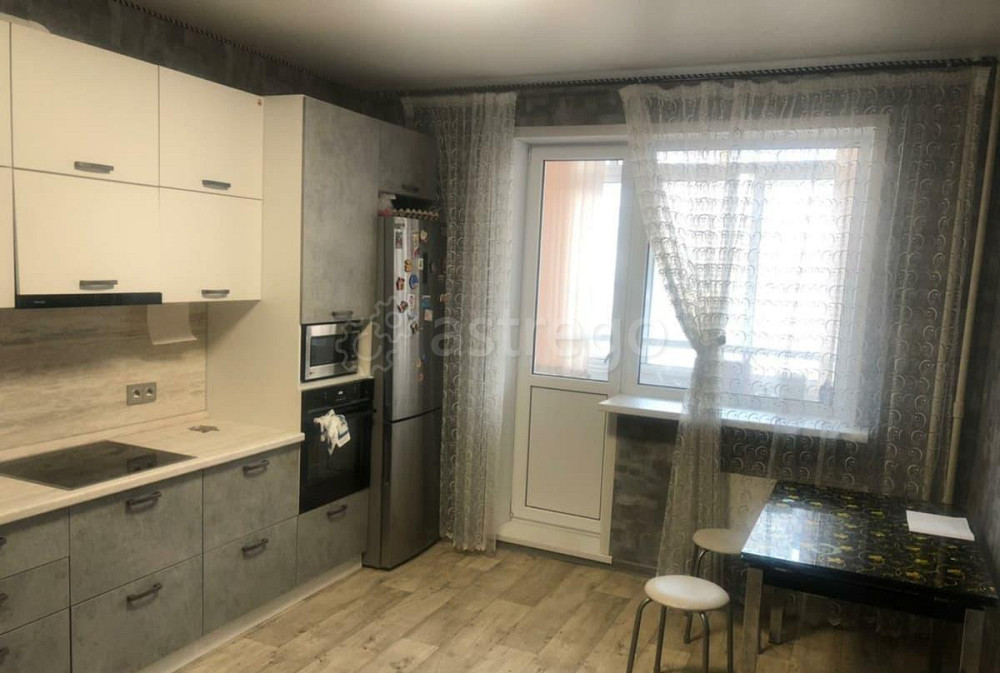 3-комн. квартира, 98 м2, 6/9 эт. Старый Оскол - изображение 9