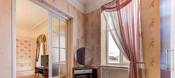 2-комн. квартира, 120 м2, 3/5 эт. Санкт-Петербург