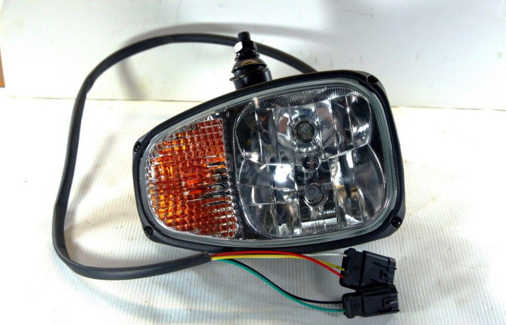 Фара с поворотником передняя левая, крепление под шпильку, нового образца XCMG Уфа - изображение 1