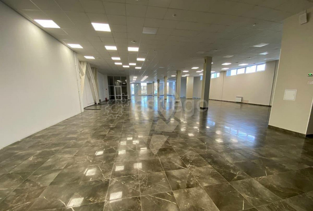 Торговое помещение, 111 м2 Старый Оскол - изображение 4