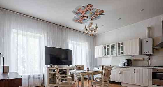4-комн. квартира, 106 м2, 5/5 эт. Санкт-Петербург