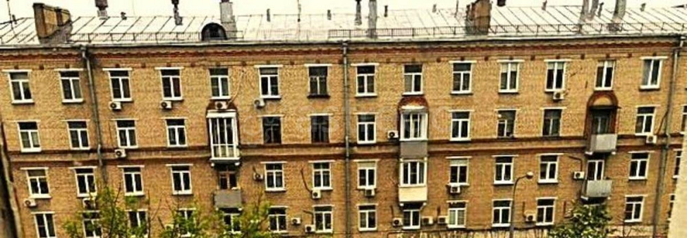Комната, 17 м2, 1/5 эт. Москва - изображение 1