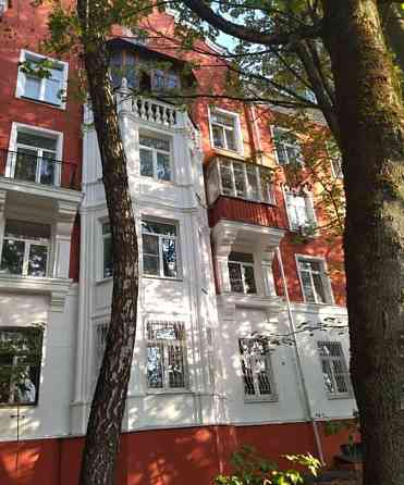 3-комн. квартира, 76 м2, 3/4 эт. Москва